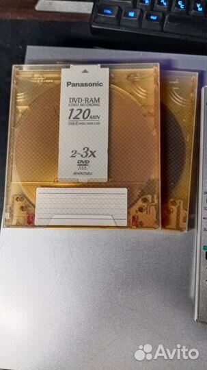 Пишущий DVD плейер Panasonic DMR-ES10