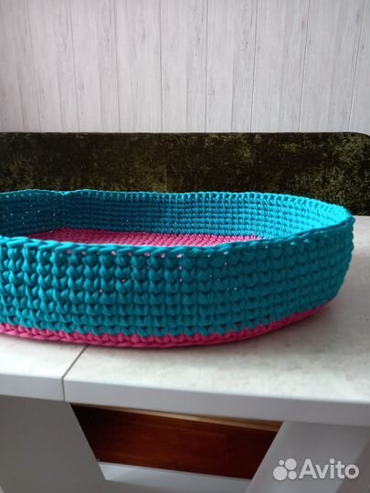 Лежанка для кошки или маленькой собачки