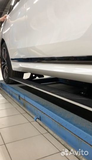 Штатные Электро Подножки BMW X5 X6 X7 G05 G06 G07