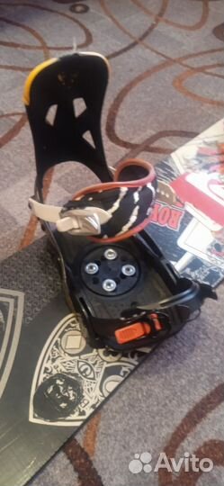 Сноуборд с ботинками