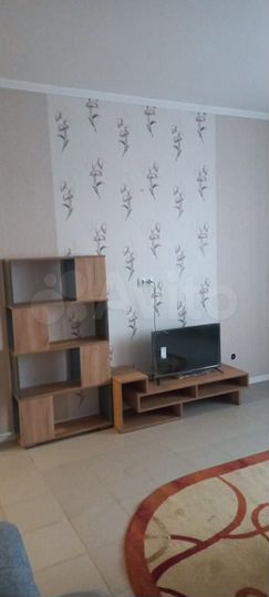 2-к. квартира, 62 м², 5/17 эт.