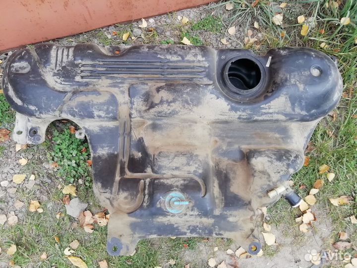 Бензобак рено сценик 2