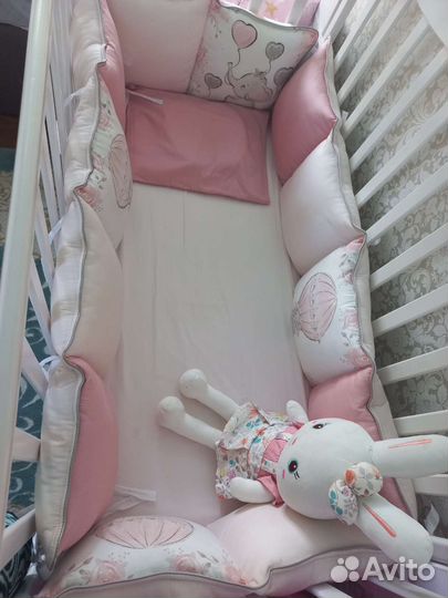 Детская кровать с пеленальным столиком