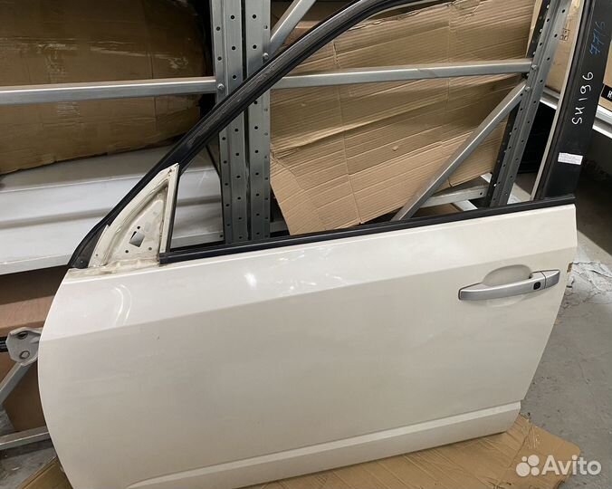 Дверь передняя левая Subaru Forester