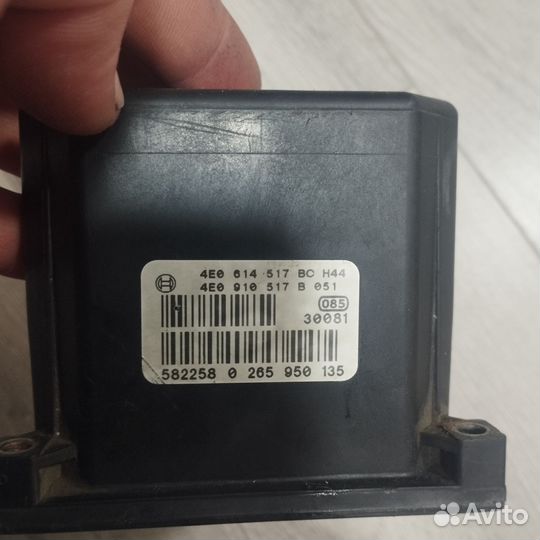 Блок abs Audi a8 D3 quattro