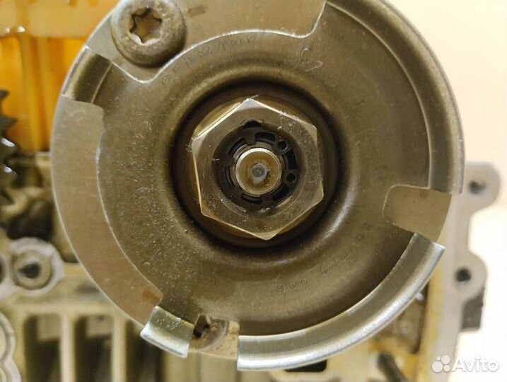 Головка блока цилиндров Opel Corsa D