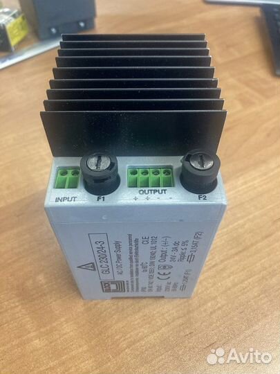 Однофазный источник питания GLC 230/24-3 block