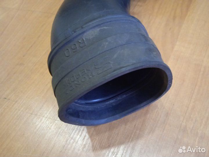 Патрубок резонатора (воздухозабоник) Honda Accord