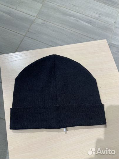 Шапка Valentino