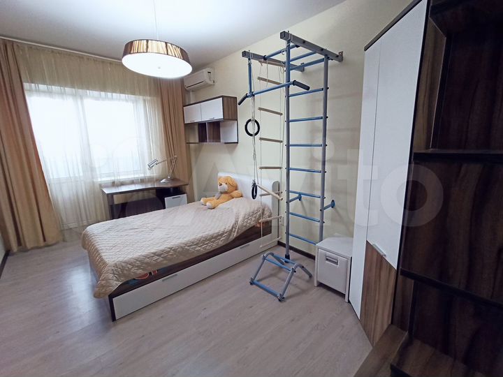 3-к. квартира, 84 м², 6/10 эт.