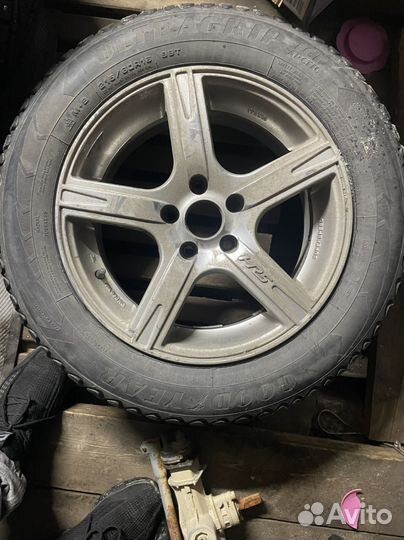 Hankook Winter I'Pike RS W419 215/60 R16