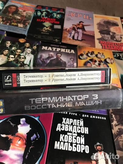 Видеокассеты VHS Терминатор, Матрица и тд