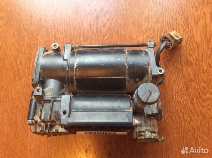 Насос подкачки пневмоподвески для Ленд Ровер