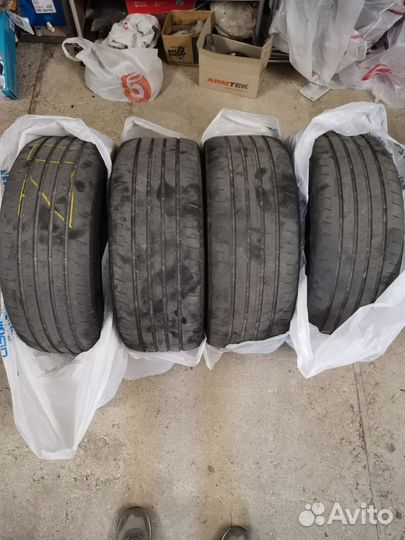 Bridgestone Ecopia EP300 245/45 R18