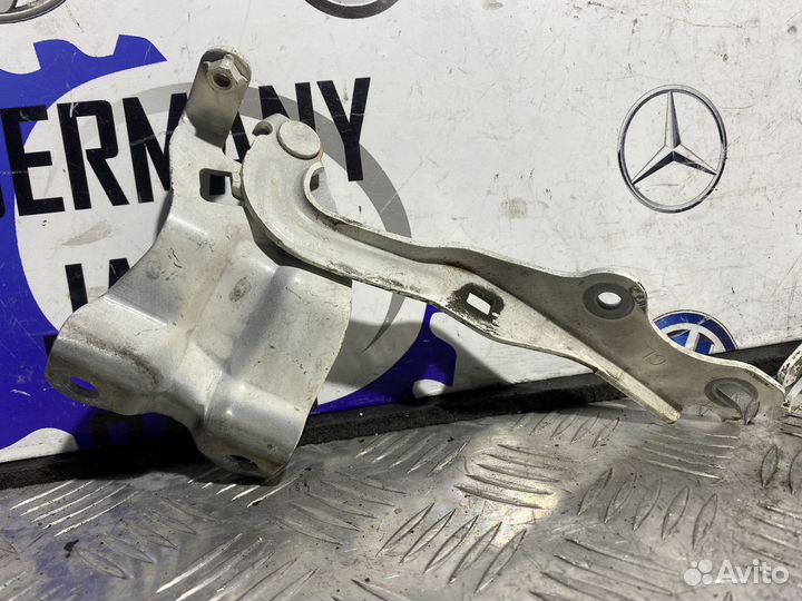 Петли капота Мазда 3 бл Mazda 3 BL