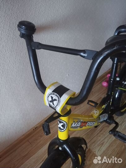 Велосипед с боковыми колесами детский рама 14