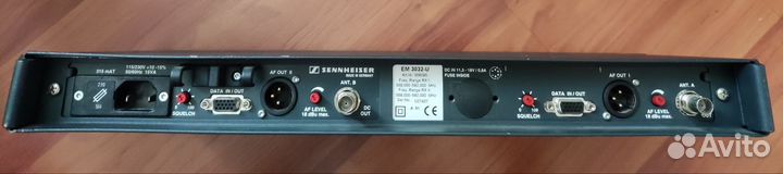 Радиосистема Sennheiser 3032-U
