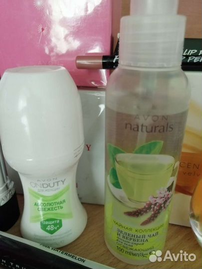 Туалетная вода, помада, тушь Avon