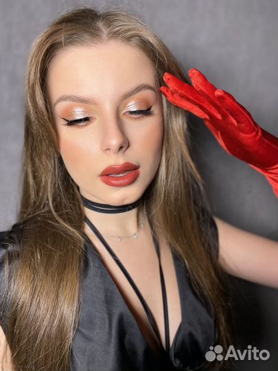 Макияж Прически Локоны