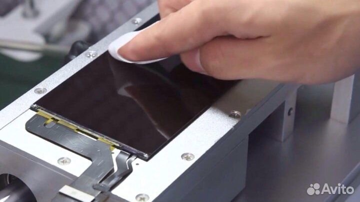 Переклейка стекла на iPhone