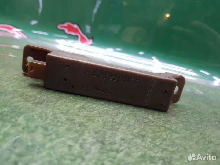 Антенна Keyless Go Mercedes-Benz E W212 M272.980