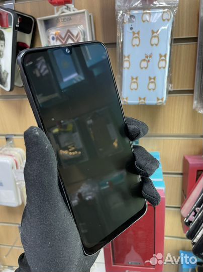 Samsung M21 (SM-M215F) дисплей рабочий