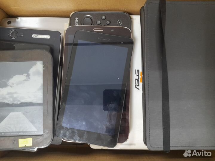 Планшеты на запчасти 33 шт