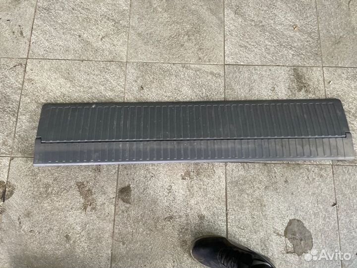 Накладка пола багажника Toyota Land Cruiser 200