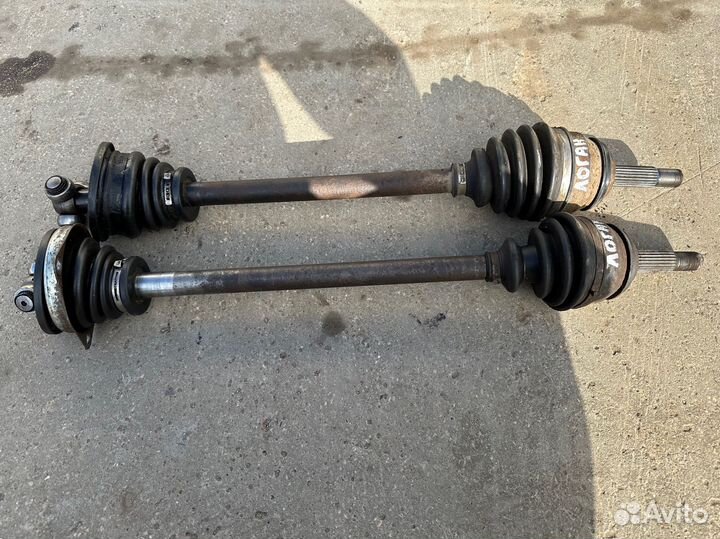 Привод (полуось) передний левый Renault Logan 1