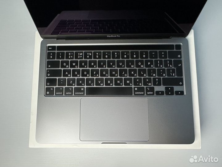 MacBook Pro 13 2022 M2 512Gb Space Gray, комплект