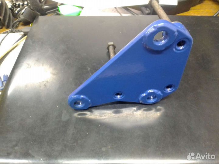 Jeep ZJ 5.2 кронштейн насоса гур стальной