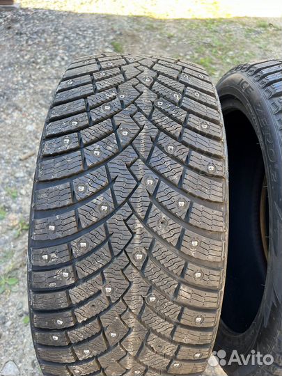 Pirelli Ice Zero 2 255/40 R20 101H