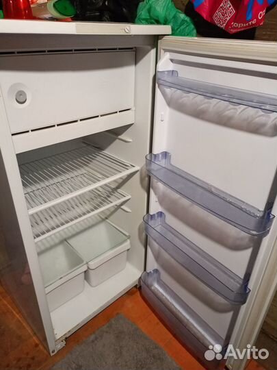 Продам холодильник бу