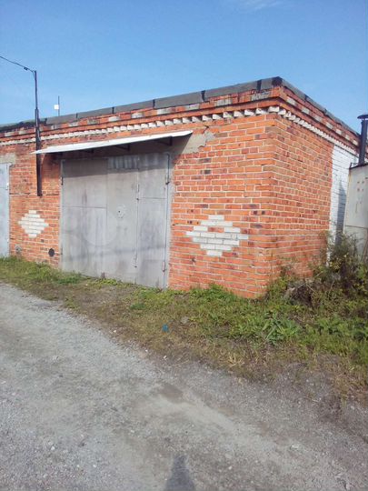 Гараж, > 30 м²