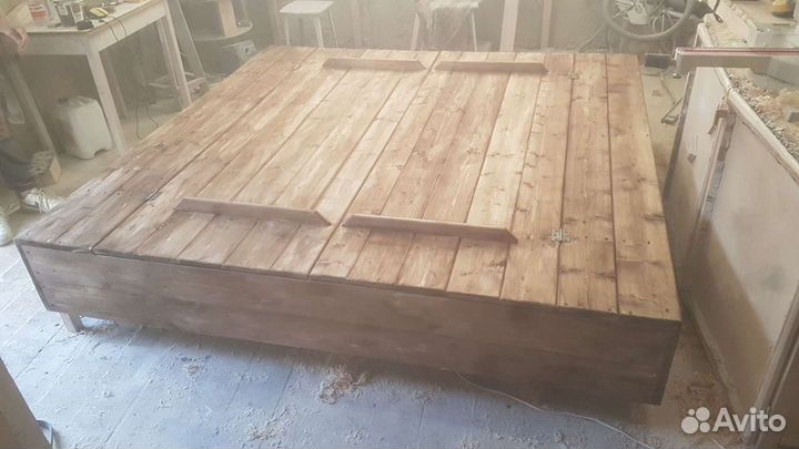 Детская песочница с крышкой