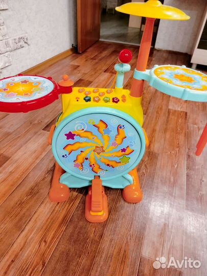 Барабанная установка Hola