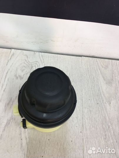 Бачок гидроусилителя гур Kia RIO 3