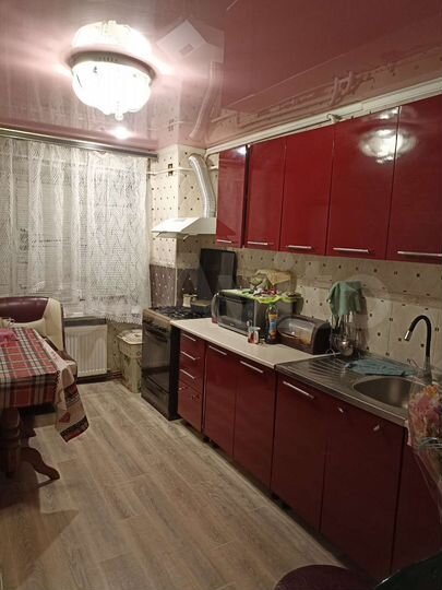 2-к. квартира, 72 м², 1/3 эт.