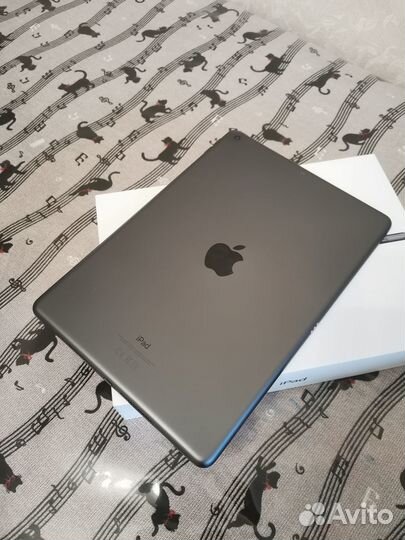 Планшет Apple iPad (9th Gen) Wi-Fi 64 гб серый