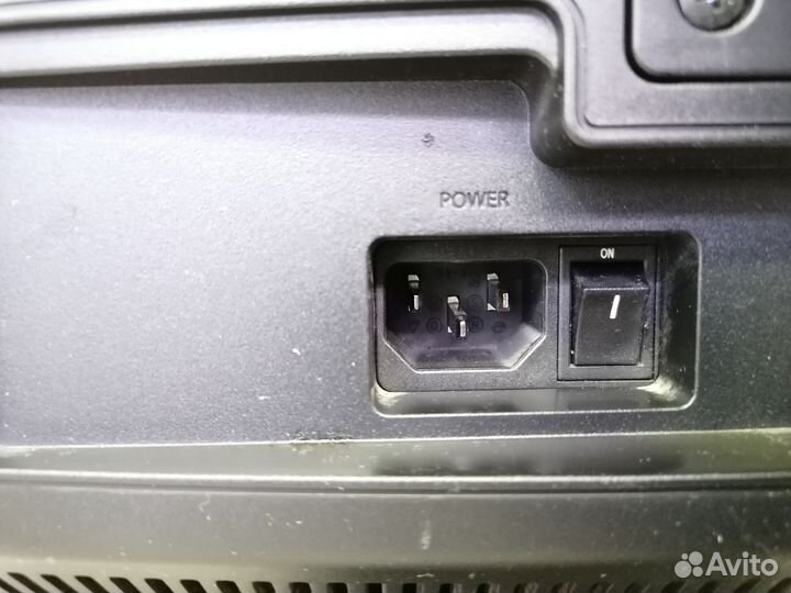 Монитор Samsung SyncMaster B1940R