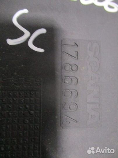 Кронштейн противотуманной фары Scania 1786694