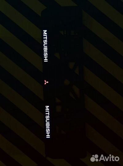 Номерная рамка c вашим логотипом и дизайном