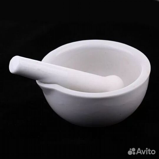 Ступка с пестиком разного объема