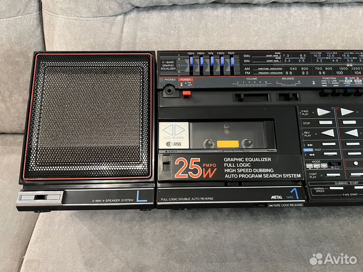 Магнитола Sharp QT-94Z
