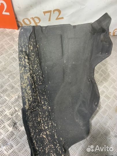 Подкрылок передний правый Volvo S60 FS48