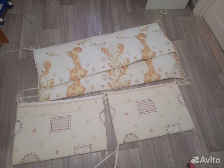 Бортики в кроватку