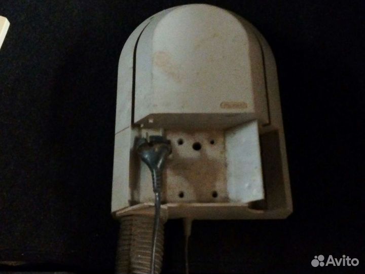 Фен настенный