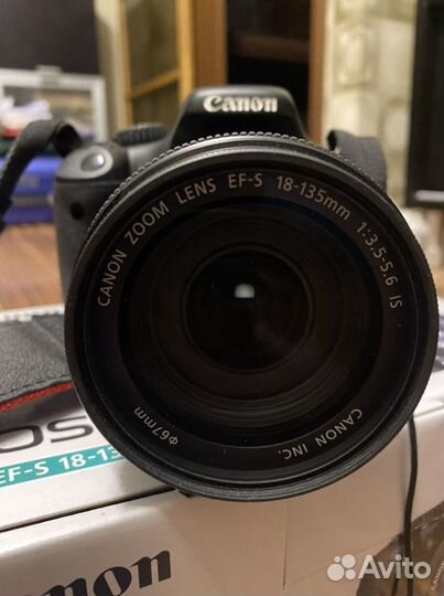 Зеркальный фотоаппарат canon eos 550D 18-135