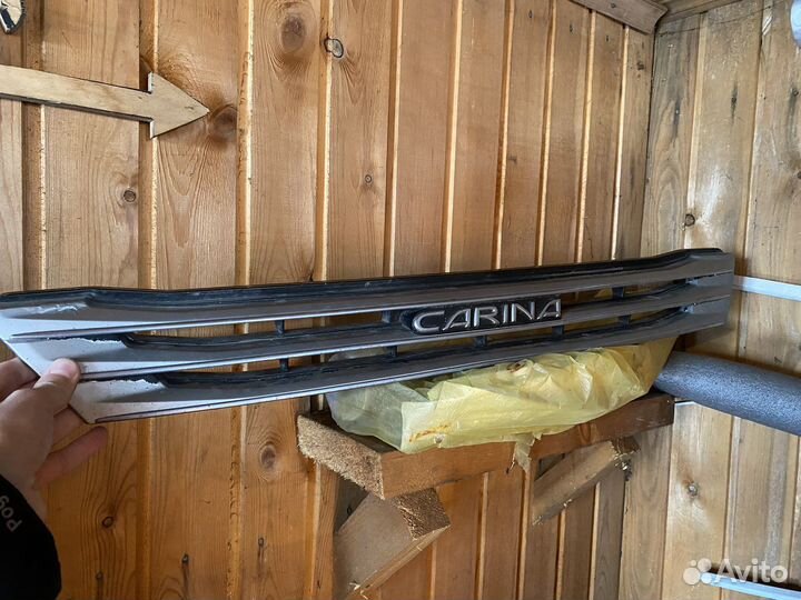 Решетка радиатора toyota carina