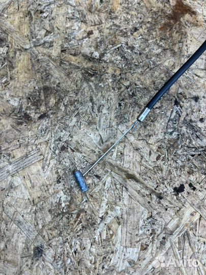 Трос открывания капота Hyundai Accent 1.5 2008